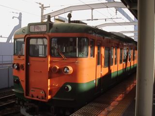 18切符の旅・東海道線の電車